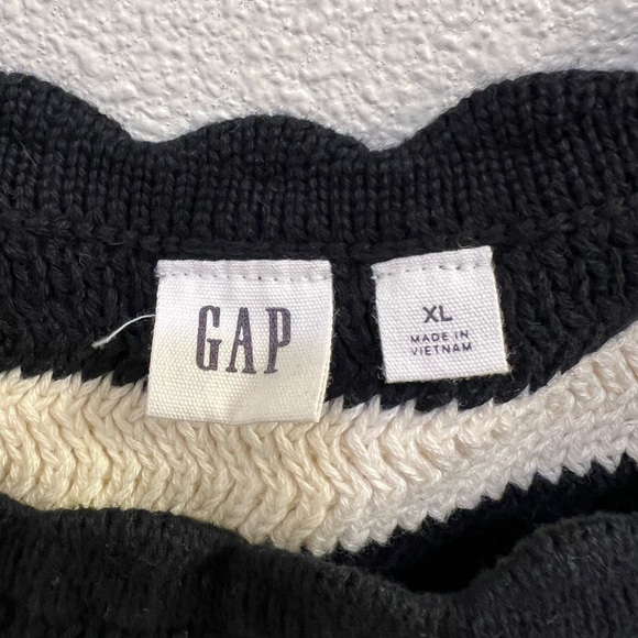 Gap Crochet Squareneck Sweater Tank Top - Picture 4 of 4